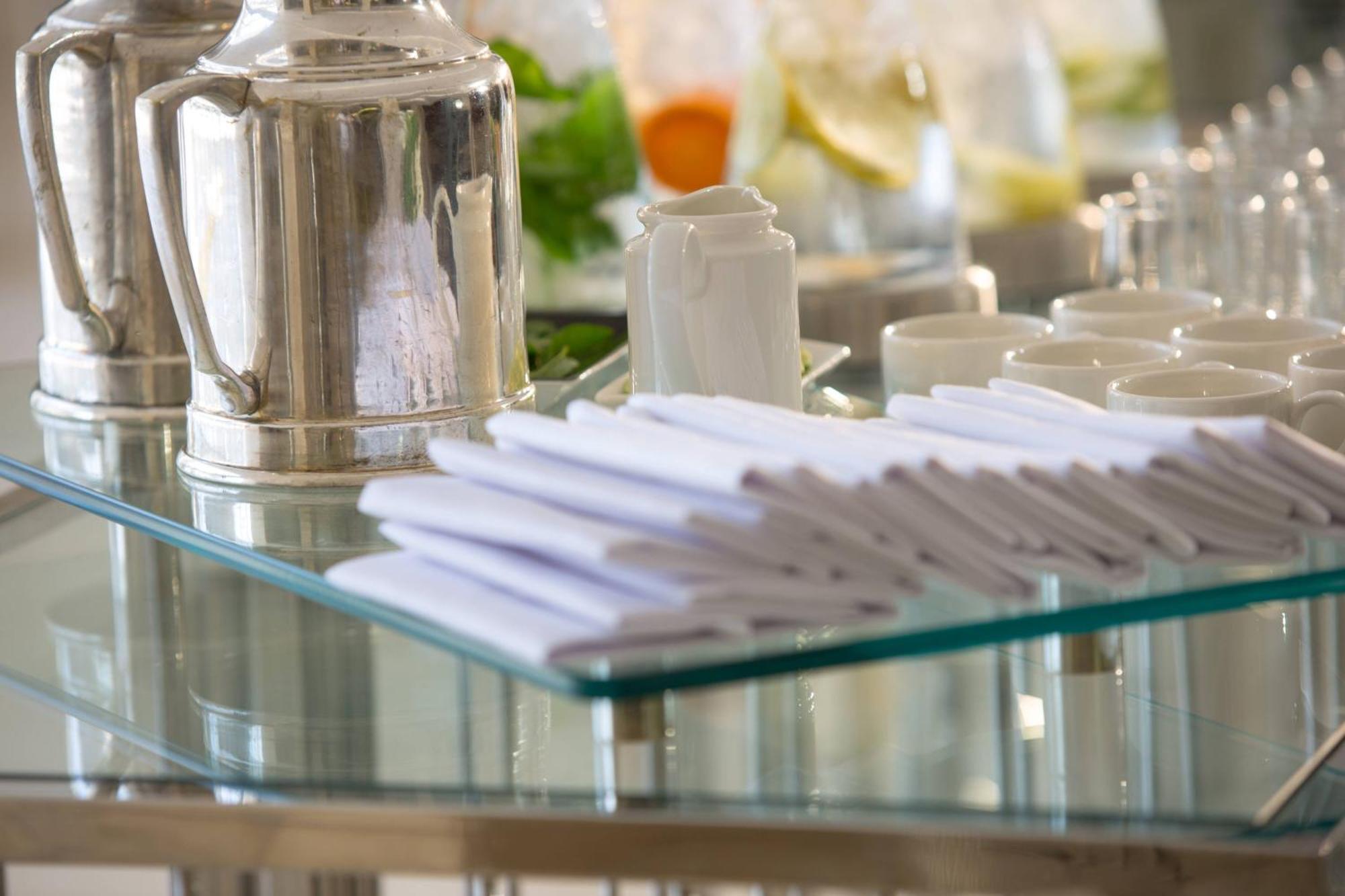 Renaissance Cairo Mirage City Hotel Exterior photo Napkins at a buffet