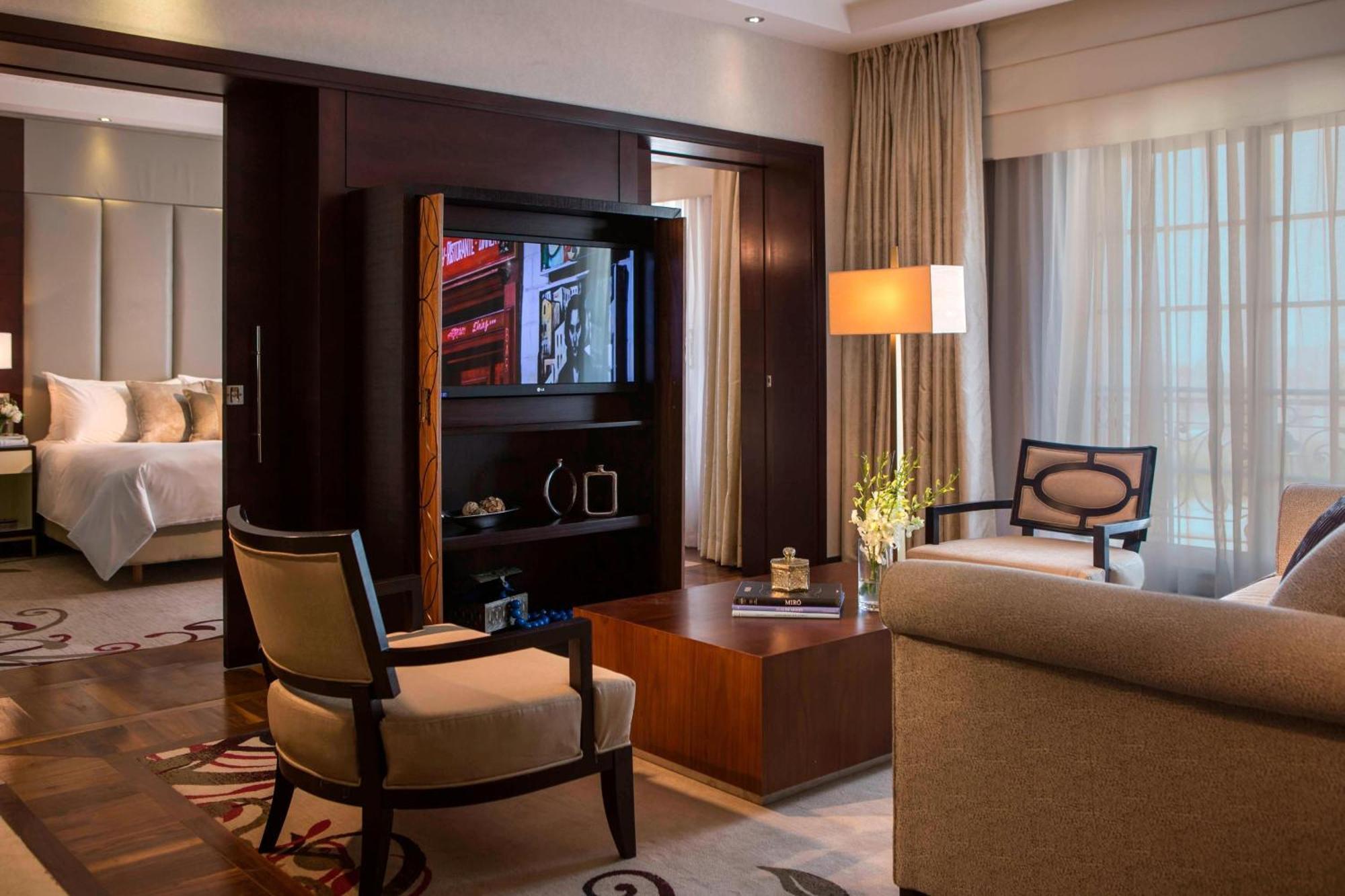 Renaissance Cairo Mirage City Hotel Exterior photo A suite at the Taj Mahal Palace, Mumbai
